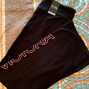 Victoria’s Secret yoga pants